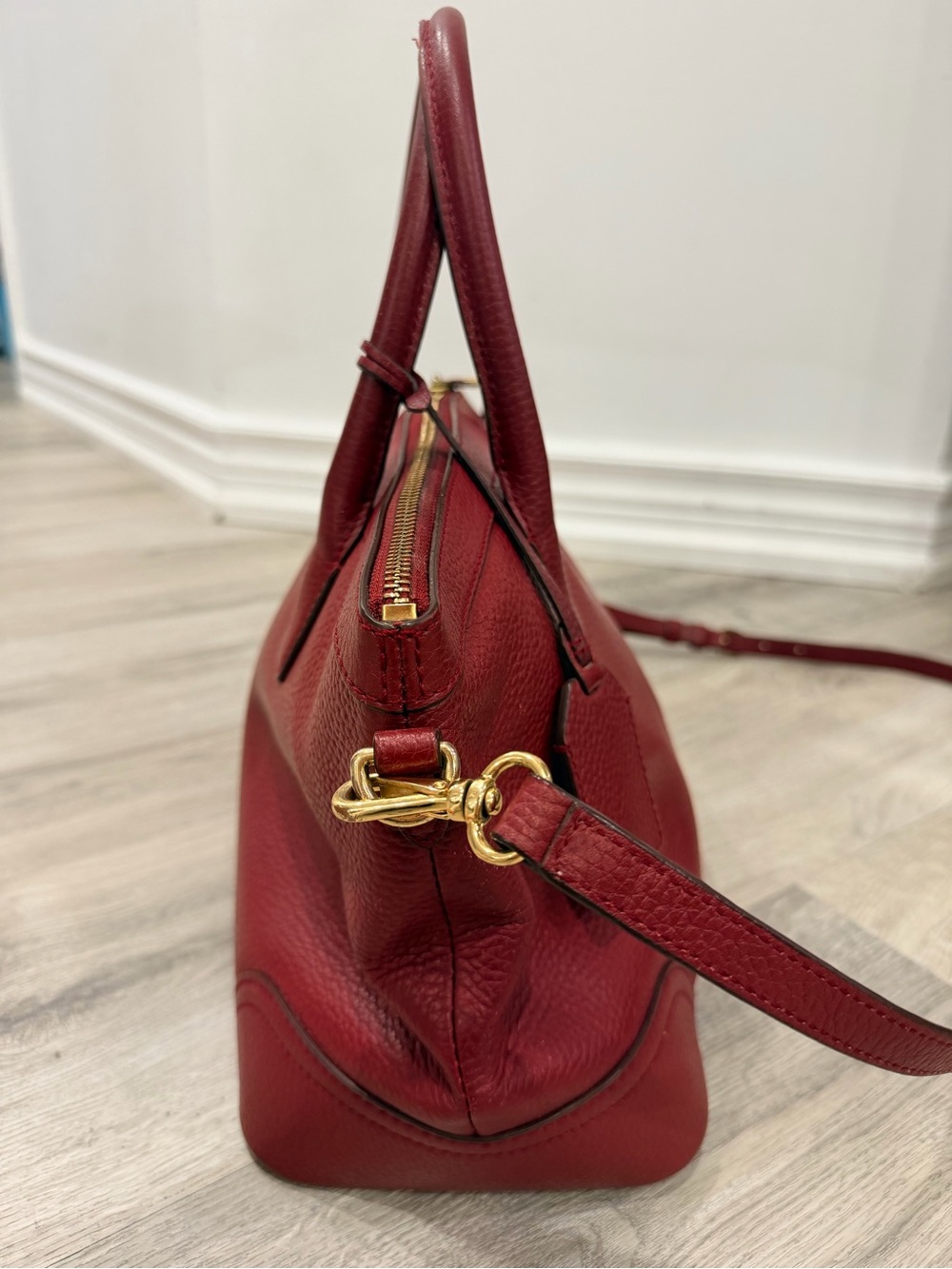 Ralph Lauren Burgundy Pebbled Leather Satchel with Gold Hardware - Picture 8 of 15